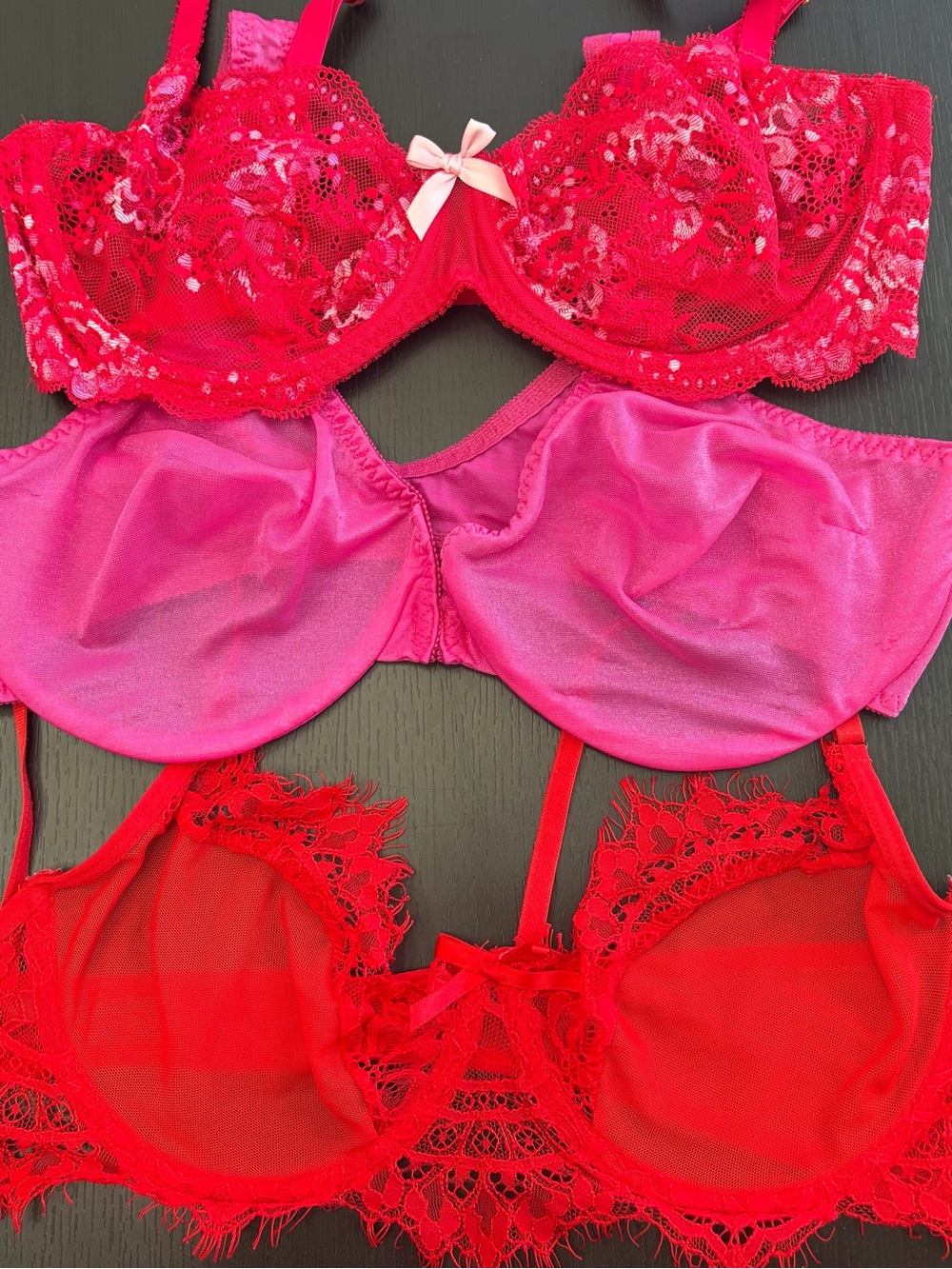 Women’s Lace & Floral Bra Collection in Multiple Colors - Picture 3 of 7